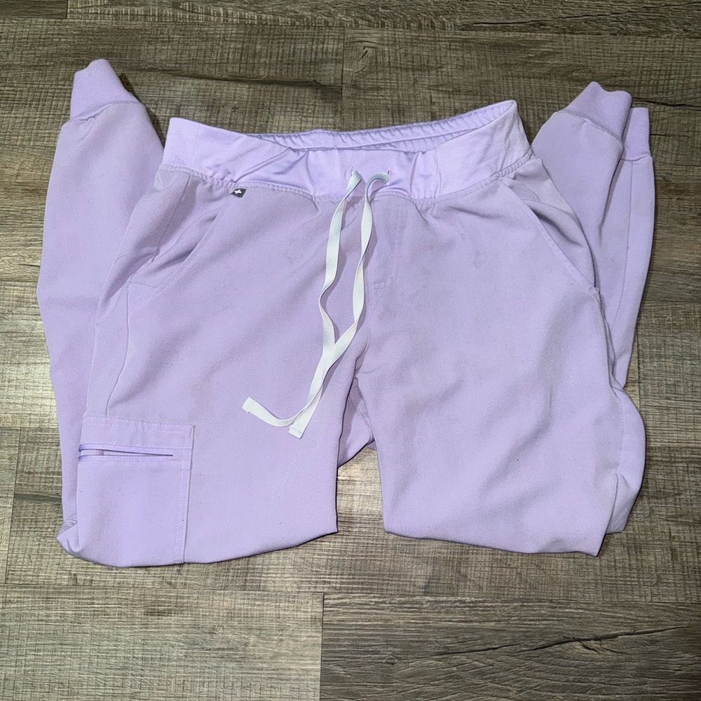 Figs Women's Lavender Scrub Pants
